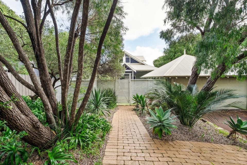 Spring, Natural landscape, Garden, Garden view