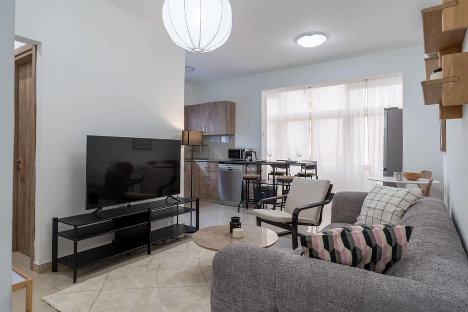 1BR Near Beach in Neapolis Limassol Apartment in Limassol City
