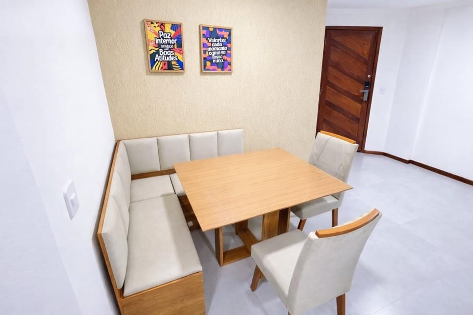 Seating area, Dining area, Dinner