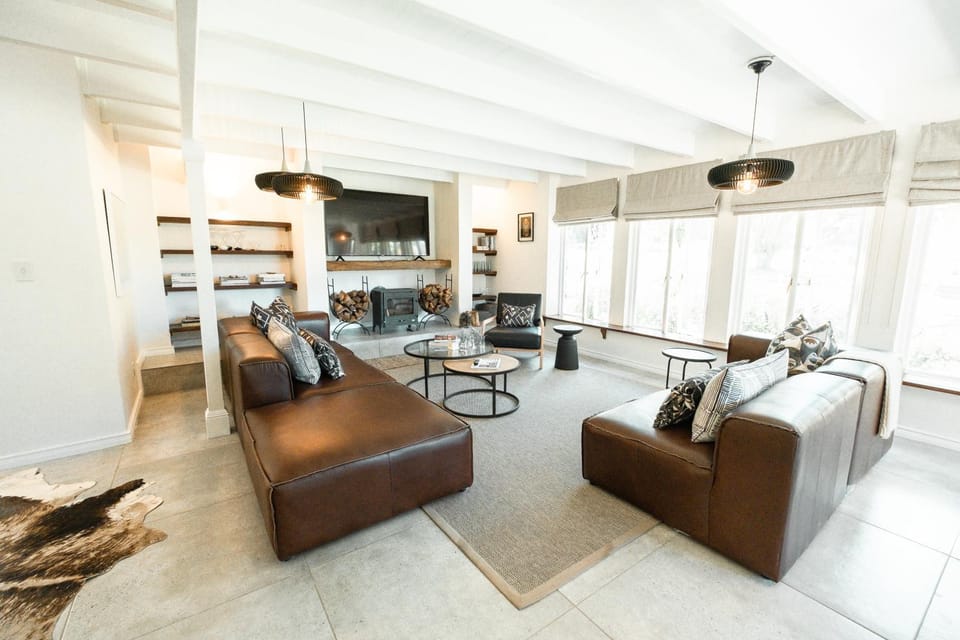 Lounge or bar