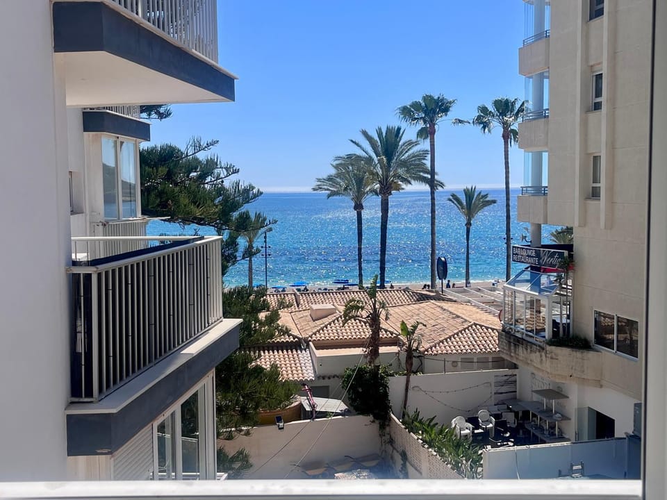 Apartamento Blanco Albir Apartment in Marina Baixa