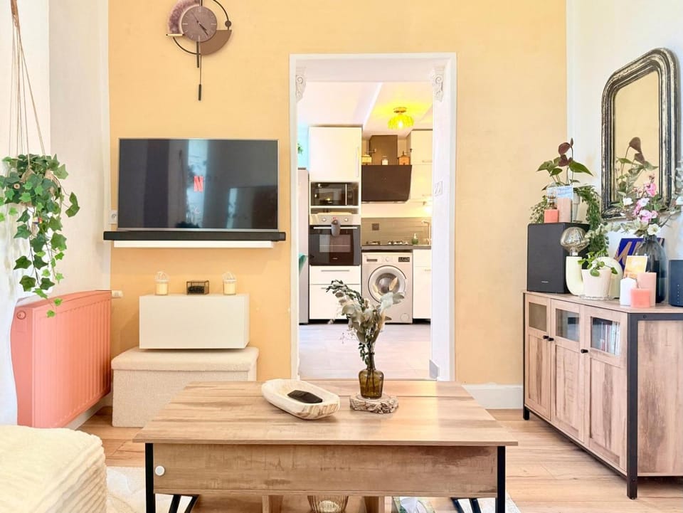 Le Venise · Parking gratuit, TV connecté, Cosy Apartment in Villeurbanne