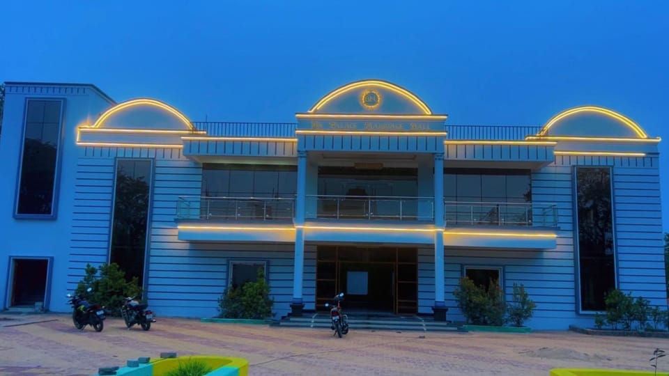 B N Palace Hotel in India