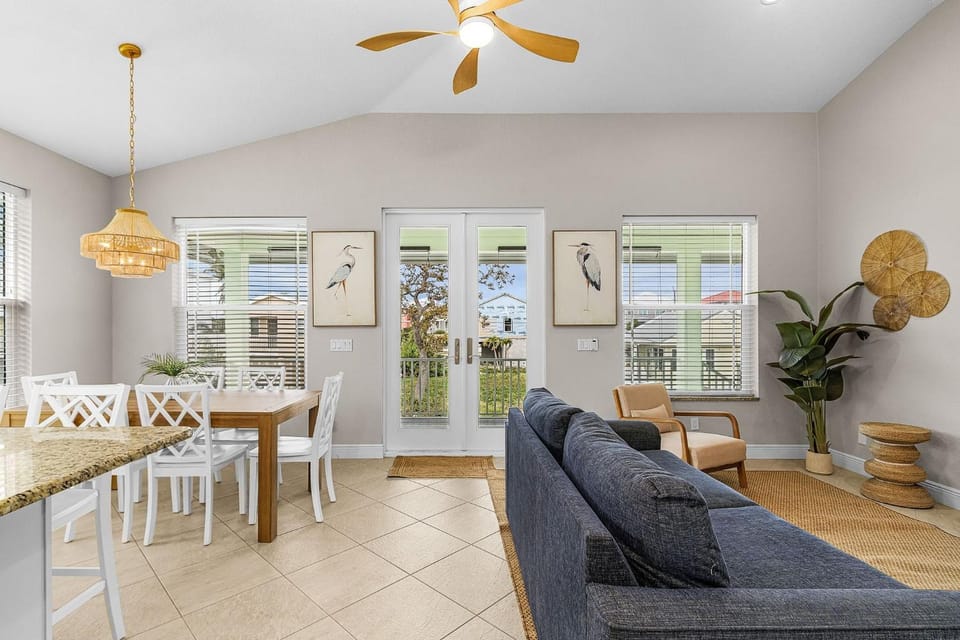 140 Pearl Paradise 3BR 2BA with Pool! home House in Estero Island