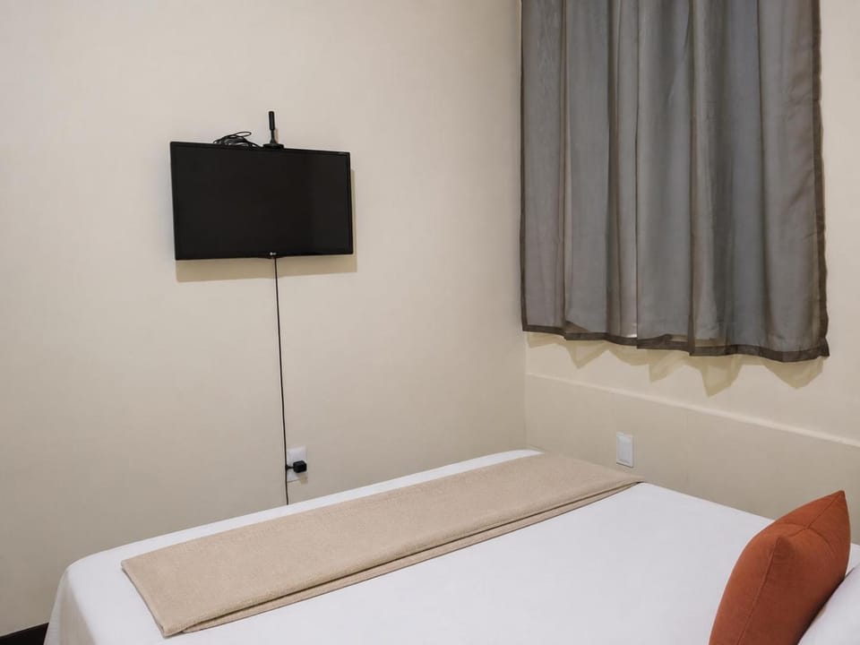 Quarto e sala em Garanhuns, 300m da praça Dominguinhos Apartment in State of Alagoas, Brazil