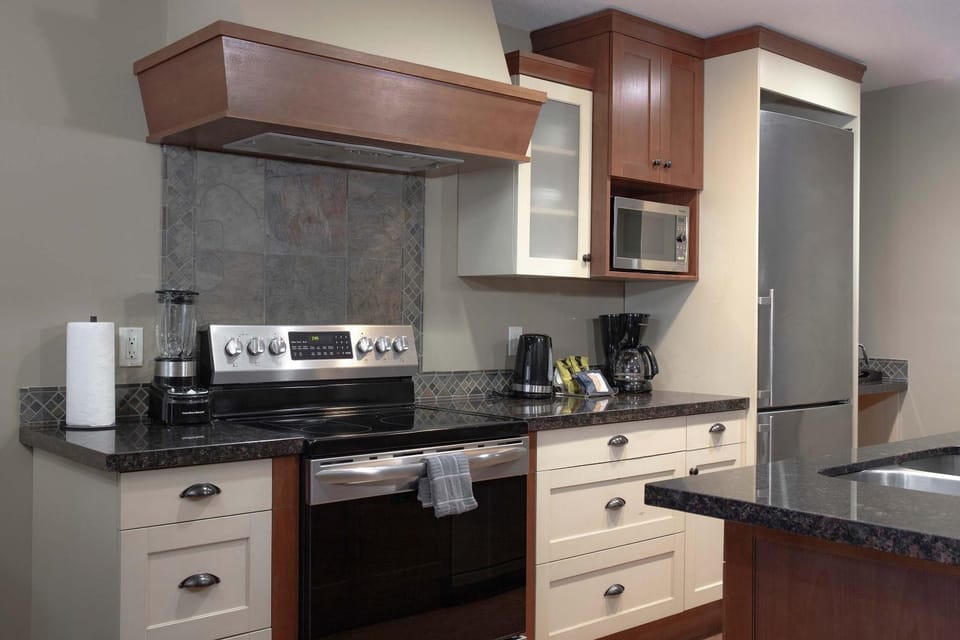 Cozy 1 Bedroom Located in Solara Resort Apartment in Canmore
