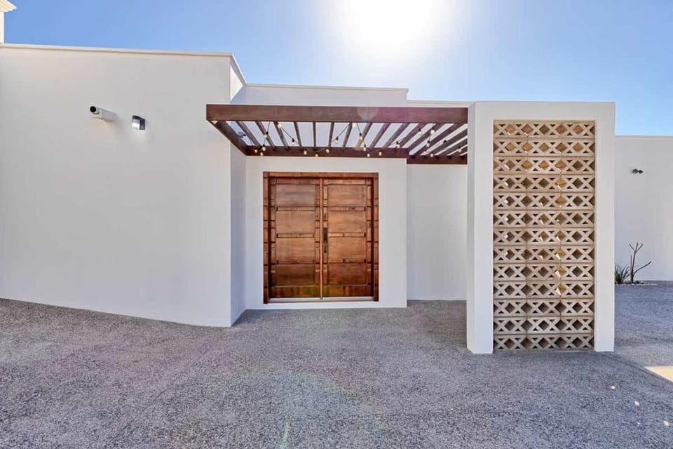 Luxury & Spacious Beachfront Home Casa Espiritu House in Rocky Point