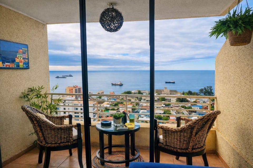 Departamento con amplia y bella vista a la bahía de Valparaiso Apartment in Valparaiso