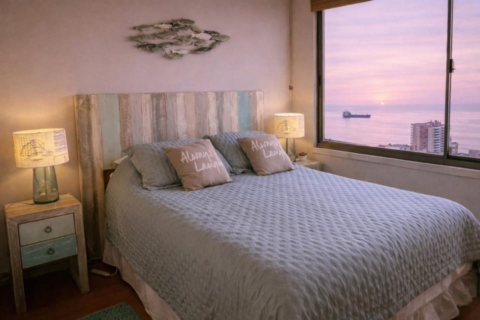 Bed, Natural landscape, Photo of the whole room, Bedroom, Sea view