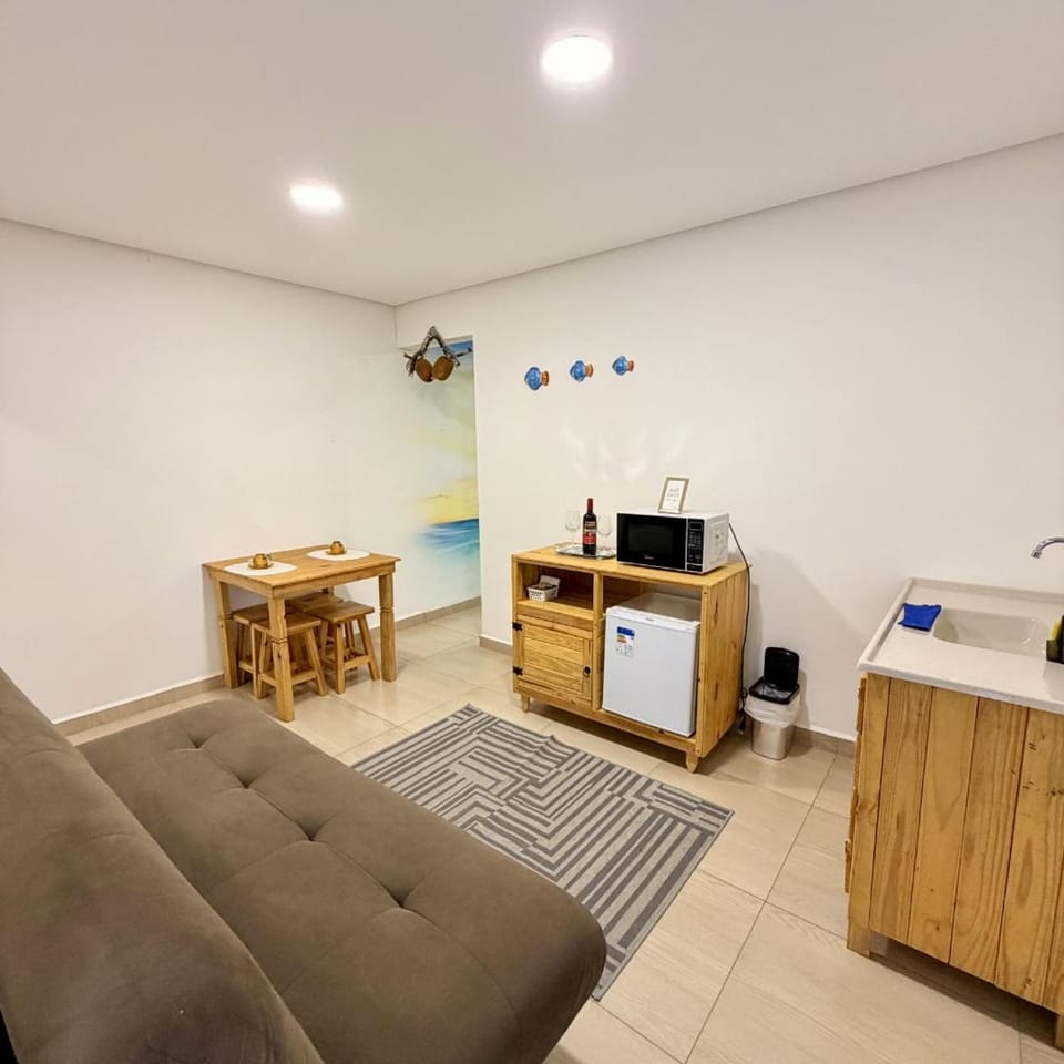 microwave, minibar