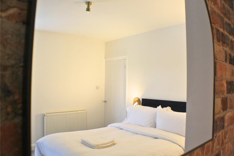 TV and multimedia, Bedroom, towels, wardrobe