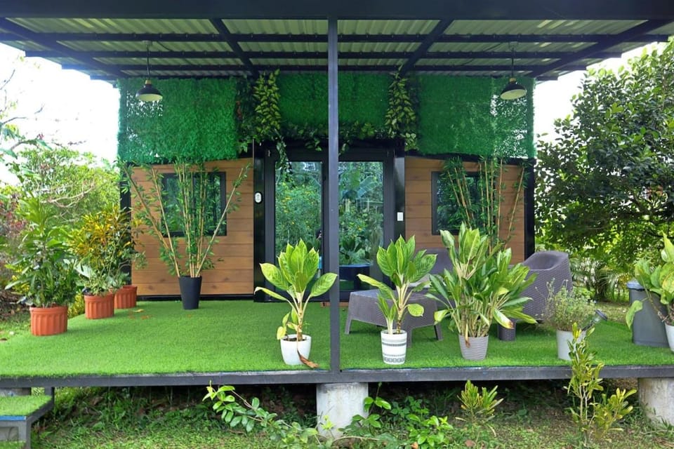 Cabin Downtown La Fortuna with Volcano View Cabin in La Fortuna