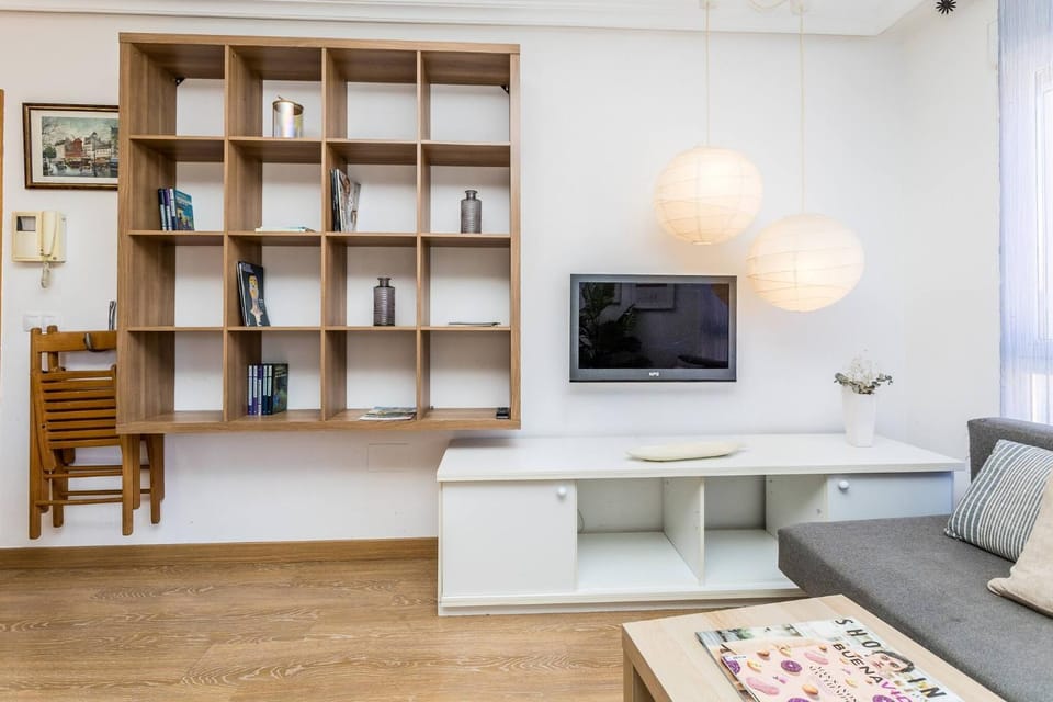 Communal lounge/ TV room, Living room