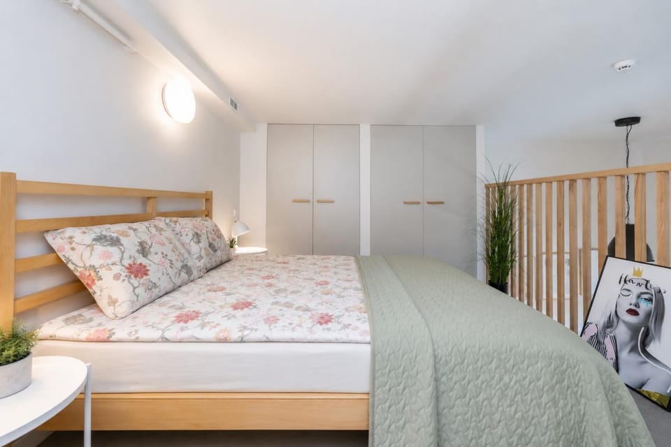 Vincent Light City Loft - Near Clinic, Arena and Stadium Apartment in Lithuania
