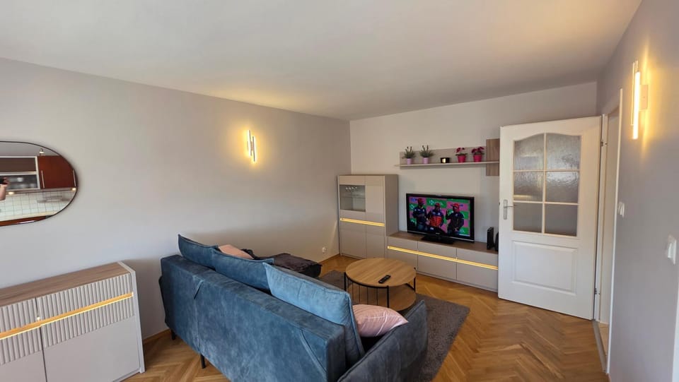 Apt Ochota Sierpinskiego - Apartamenty Wypoczynkowe Apartment in Warsaw