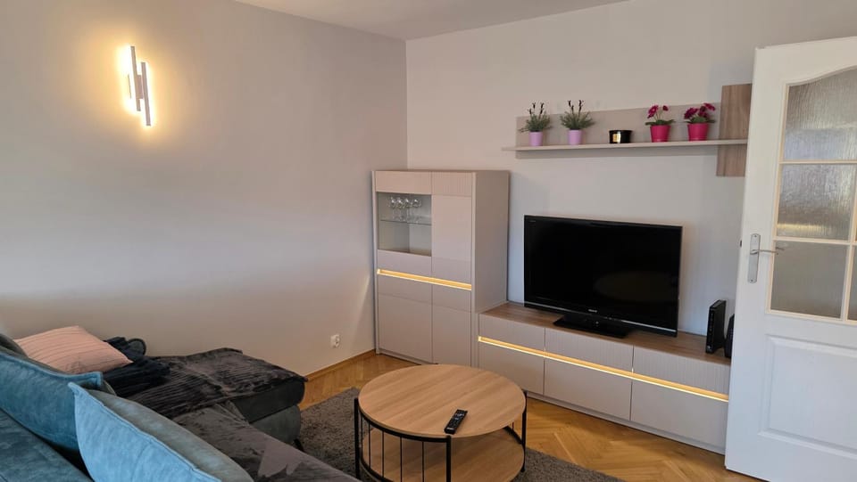 Apt Ochota Sierpinskiego - Apartamenty Wypoczynkowe Apartment in Warsaw