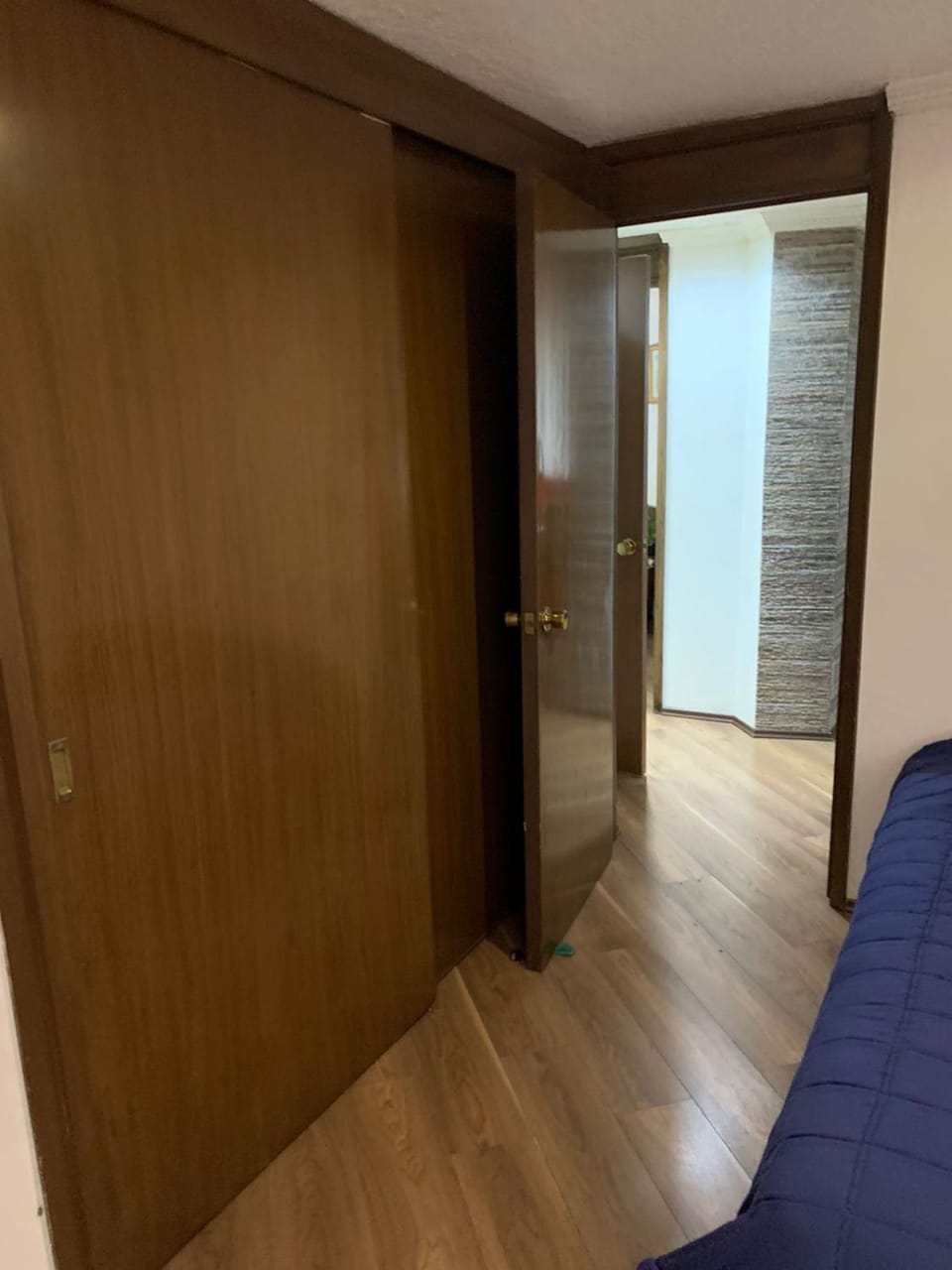 Hermosa Habitación y Baño compartido Servicio de Comidas y Spa a 10 Cuadras de Reforma a la Altura del Angel Bed and Breakfast in Mexico City
