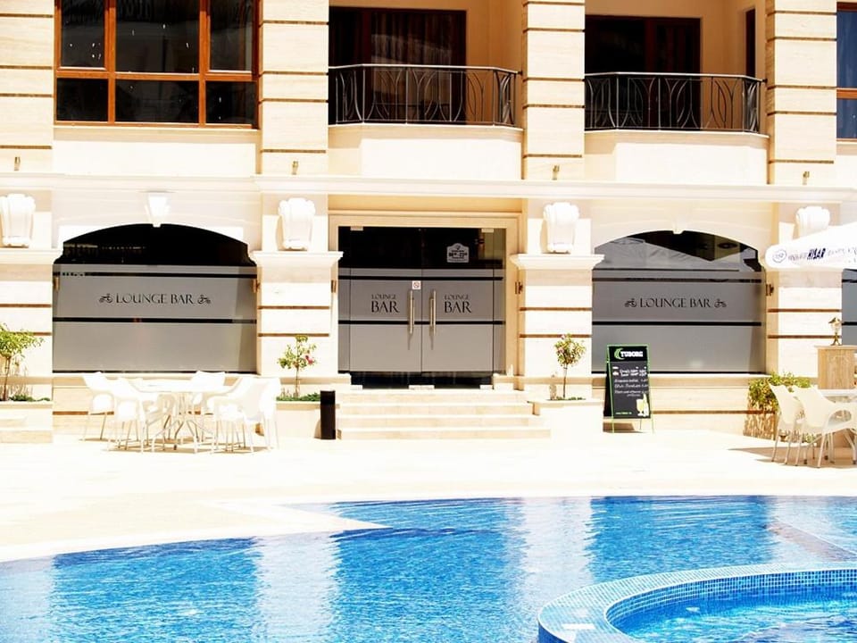 Property building, Pool view, Swimming pool