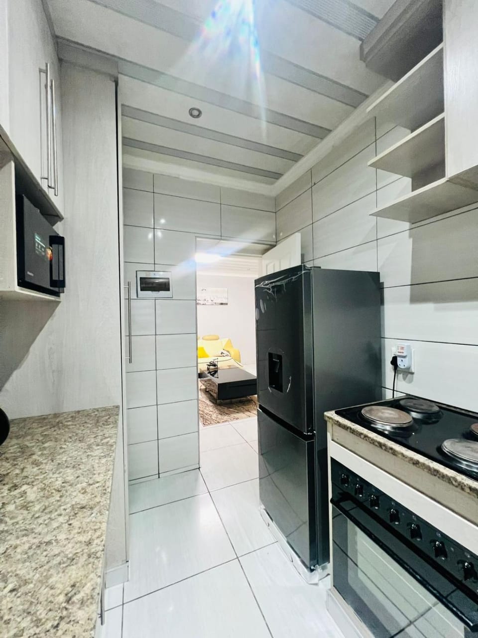 Modern Comfort, Easy Access Everywhere Apartment in Gauteng