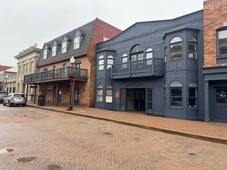 Property building, Street view
