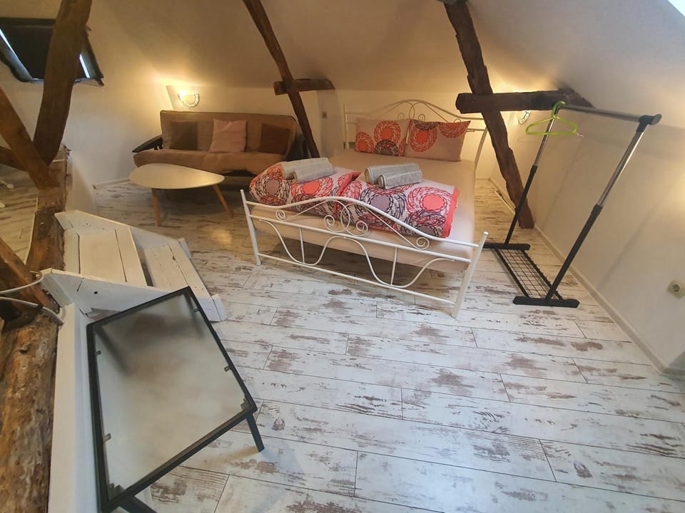 Bed, TV and multimedia, Photo of the whole room, Bedroom, cot, bunk bed
