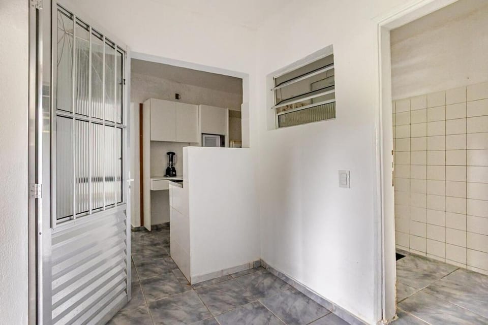 Communal kitchen, kitchen