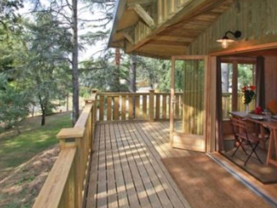 Cabane dans les arbres - 4 pers. - API-1-52-2114 Campground/ 
RV Resort in Albi
