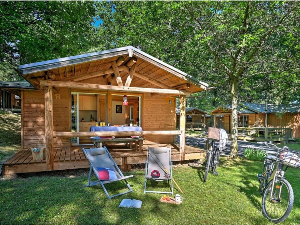 Chalet confortable avec terrasse - 4 pers. - API-1-52-2121 Campground/ 
RV Resort in Albi