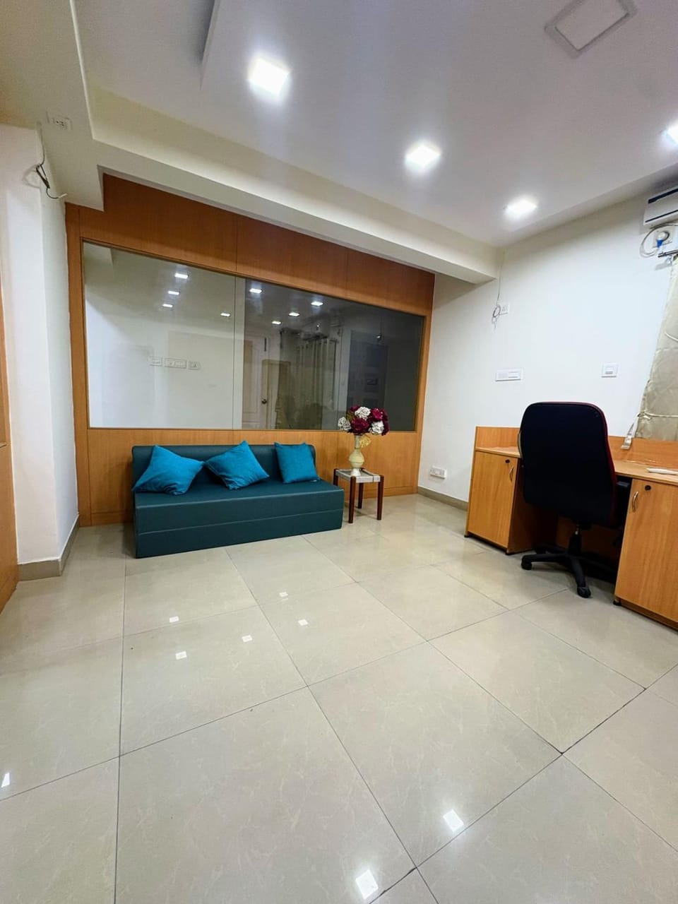 Malhaar-Your CoZy EscaPe Apartment in Chennai