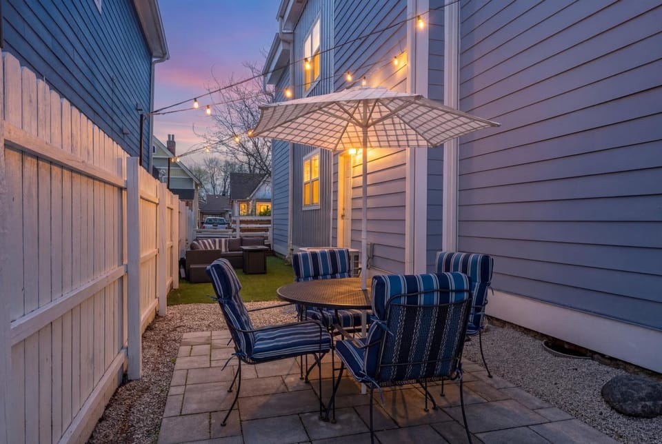 New 5BR Indy Game House -Near Fountain Sq - Sleeps 16 Villa in Indianapolis