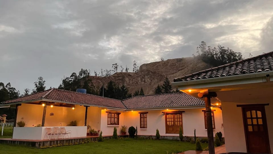 Casa de Campo Estancia La Colina House in Azuay