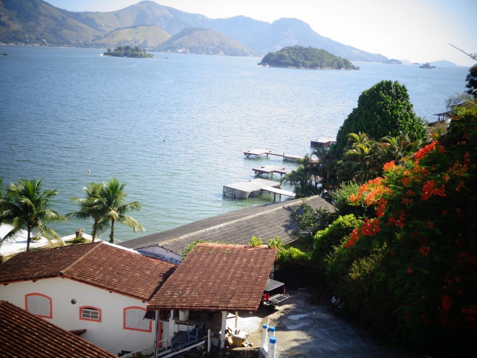 ANGRA PIER 99 Suites Apartment in Angra dos Reis