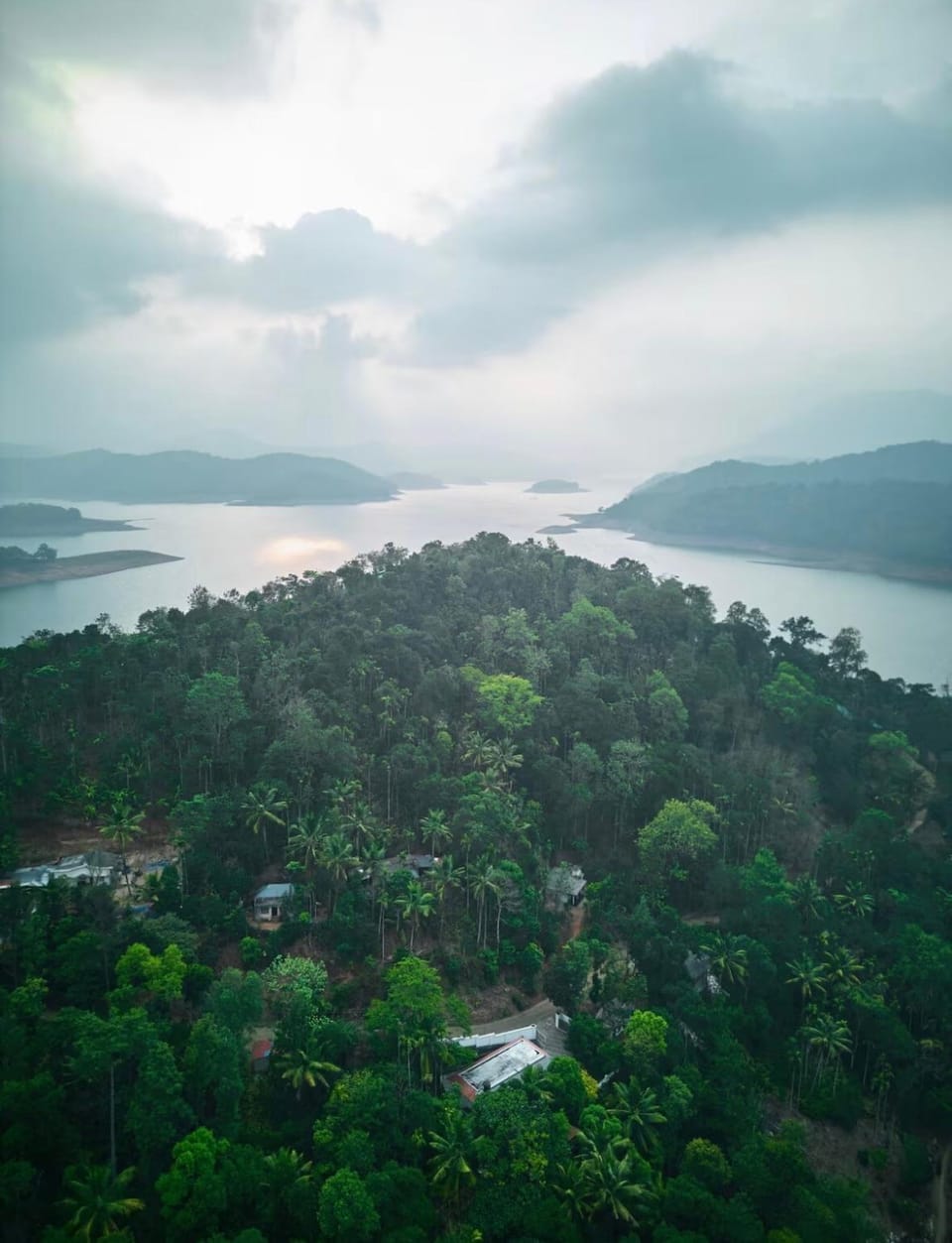 A Beautiful and Lowkey Retreat in the Mountains Villa in Kerala
