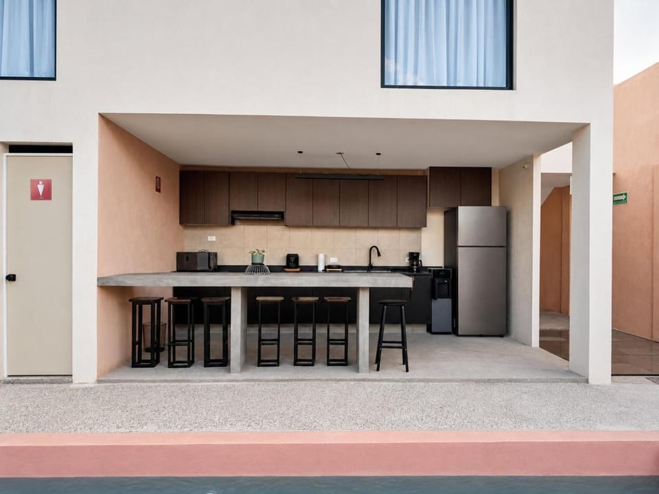 Patio, Kitchen or kitchenette, Living room, Seating area, Dining area