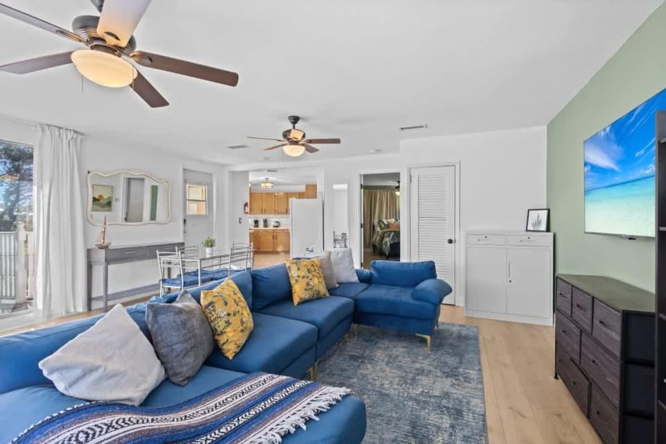 Work Remotely on Indian Rocks Beach - Walk 2 Beach Apartment in Indian Rocks Beach