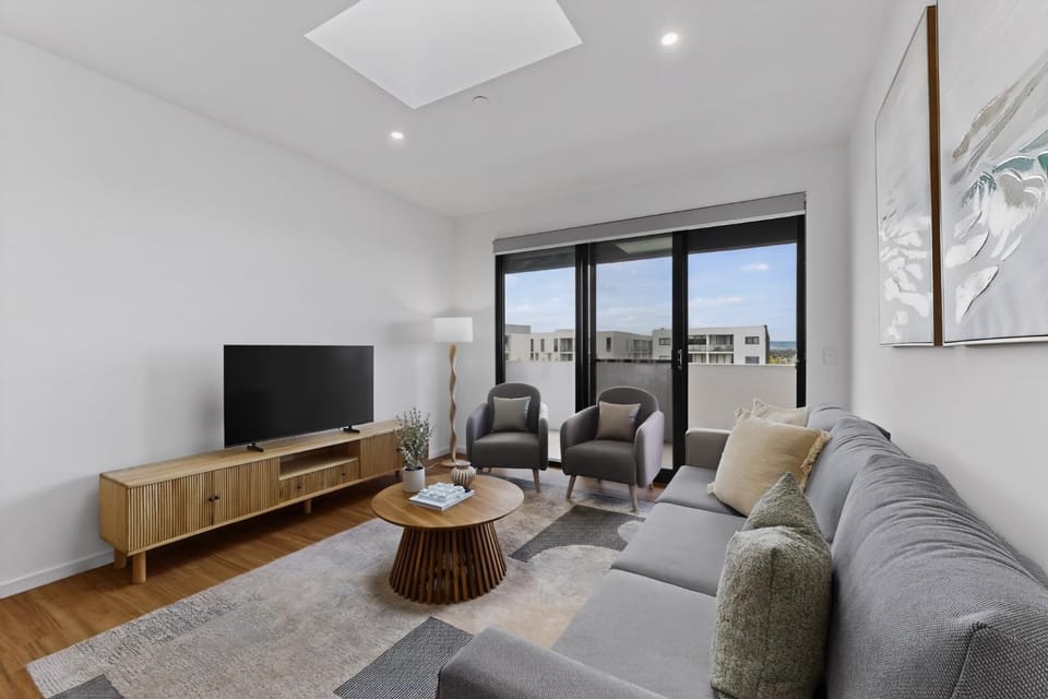 Brand-New 3-Bed Apartment with Scenic Views Apartment in Perth