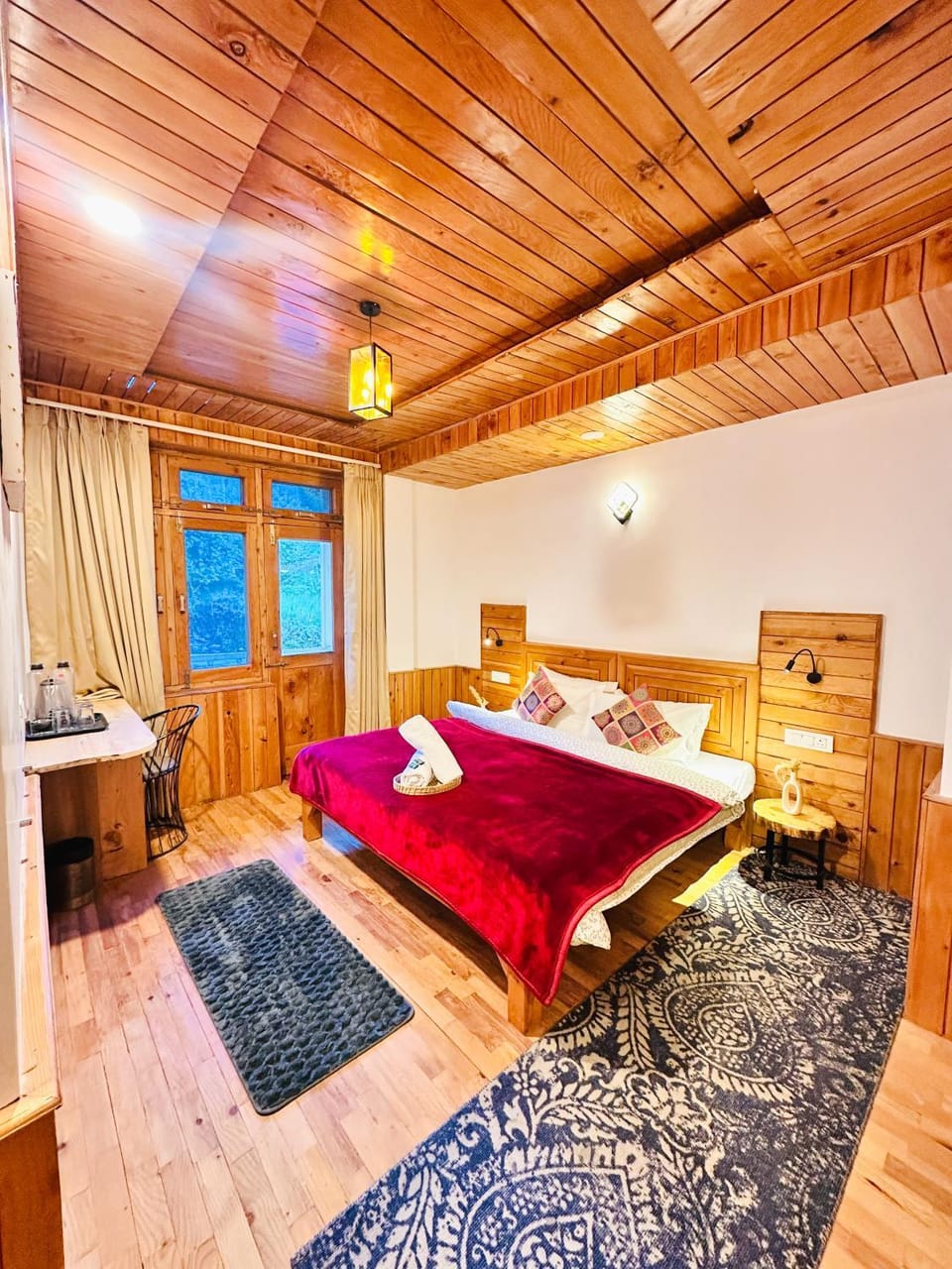 Bed, Coffee/tea facilities, Balcony/Terrace, Photo of the whole room, Seating area, Bedroom, towels