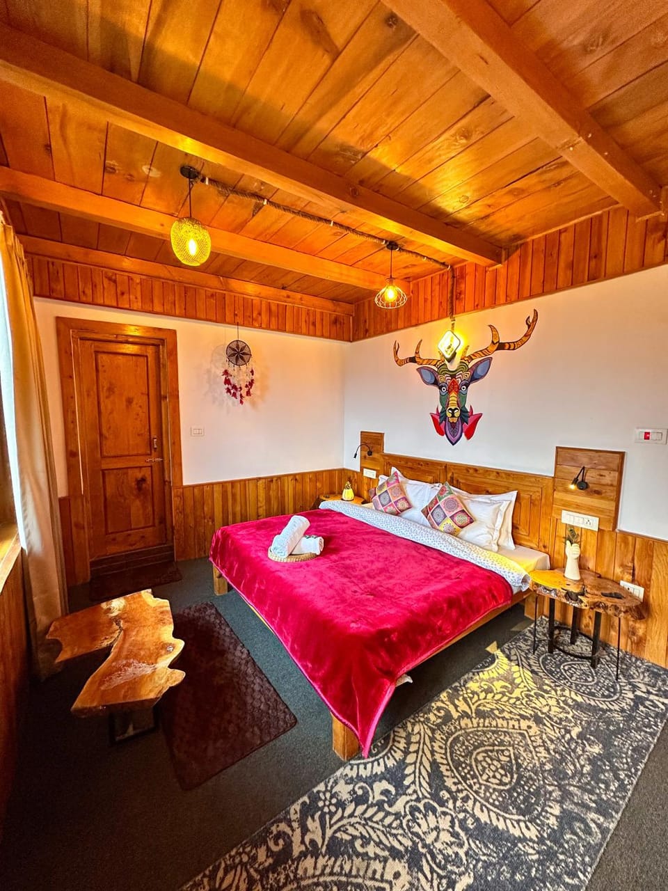 Bed, Photo of the whole room, Bedroom