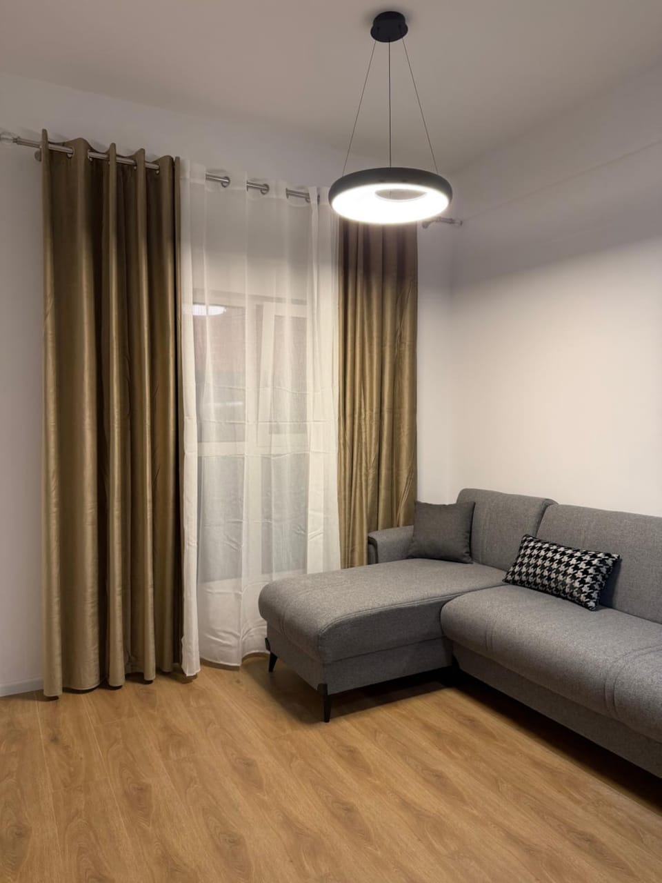 Other Side Tirana Cozy Urban Stay Apartment in Tirana