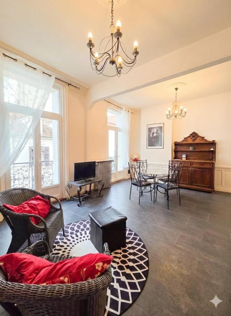 Appart de charme, centre Vichy, Thermes Apartment in Auvergne-Rhône-Alpes