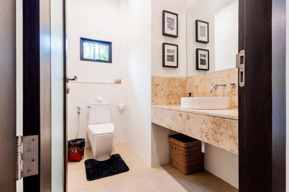 Cosy 3bdr Pool Villa Layan - BangTao Beach Villa in Choeng Thale