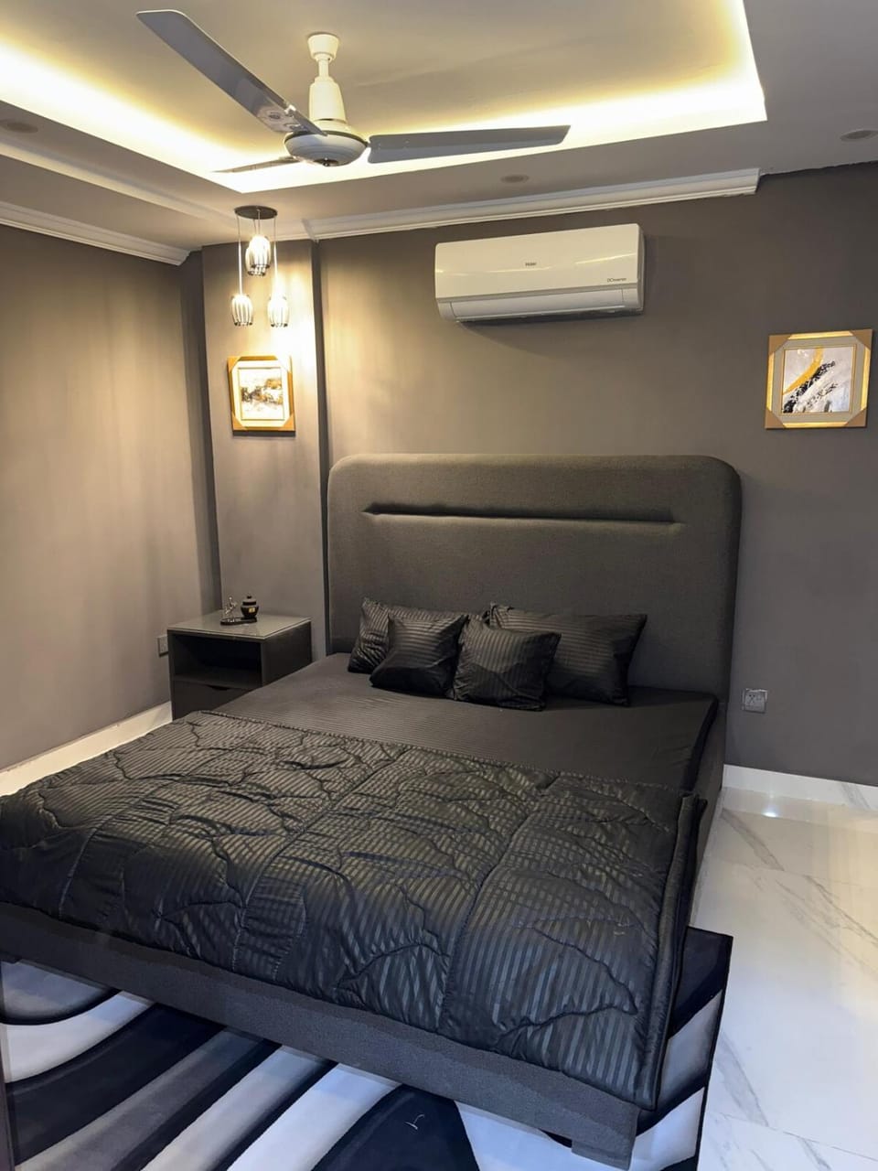 2bedroom Luxury apartment Comfy selfcheck-in Apartment in Lahore