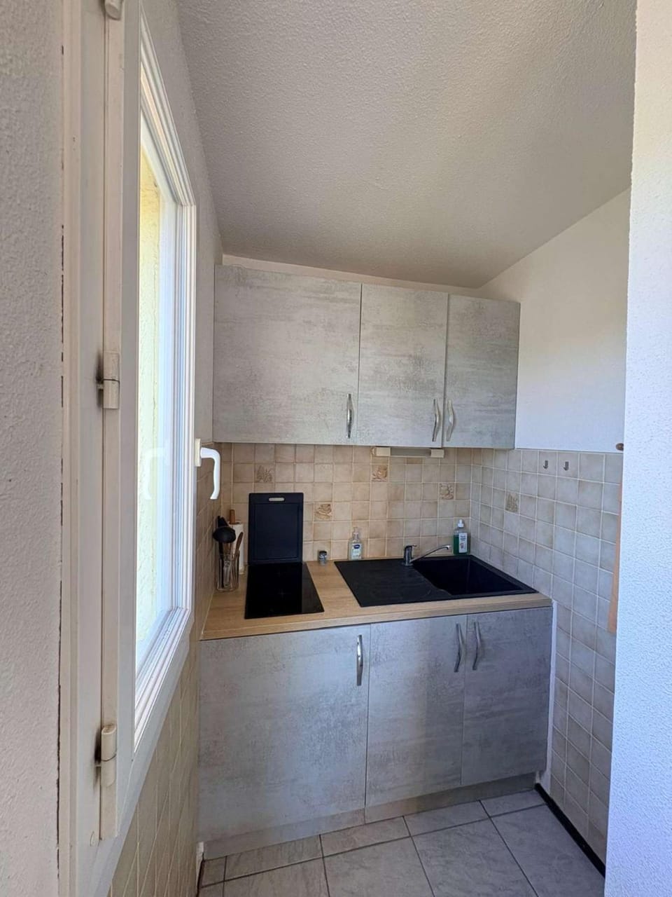 AIG 62 – Studio cabine – Résidence Voile d’Oc – Gruissan – 4 personnes Cabin in Gruissan