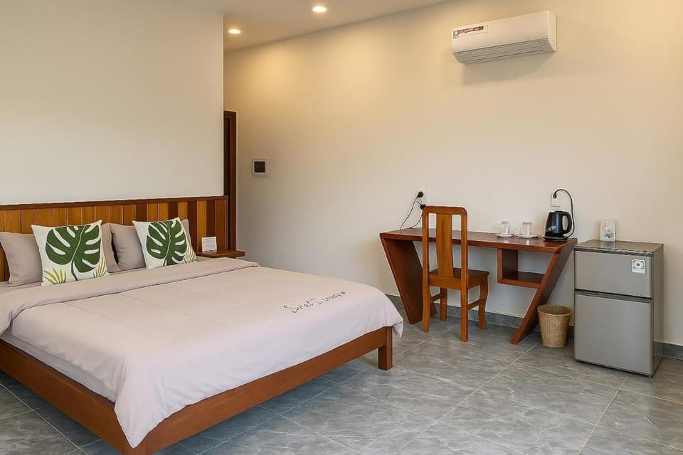 Bed, Coffee/tea facilities, Living room, Photo of the whole room, Bedroom, air conditioner