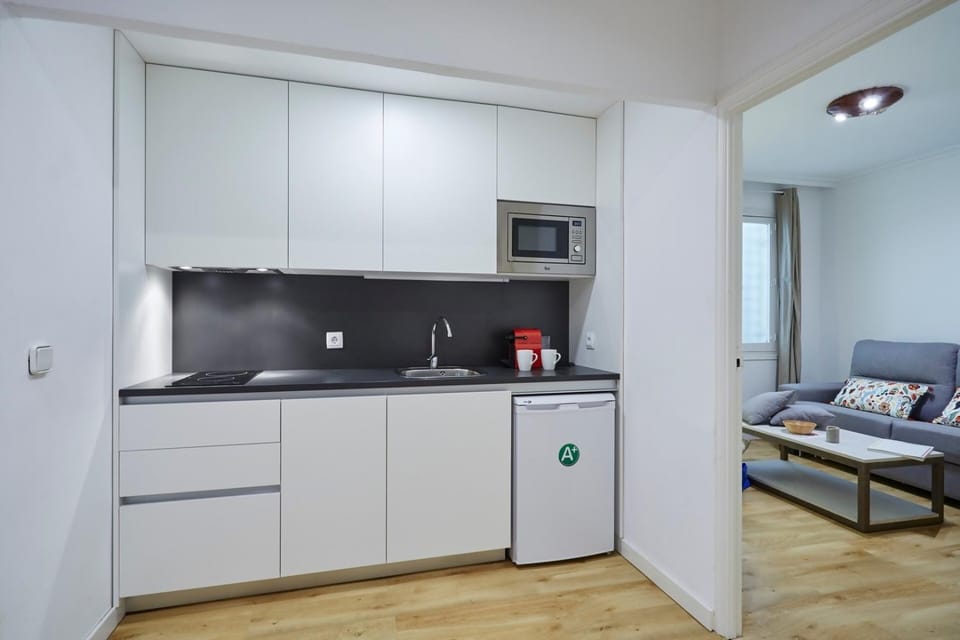 Apartamento II Alcalá-Retiro. Ideal Parejas Apartment in Madrid