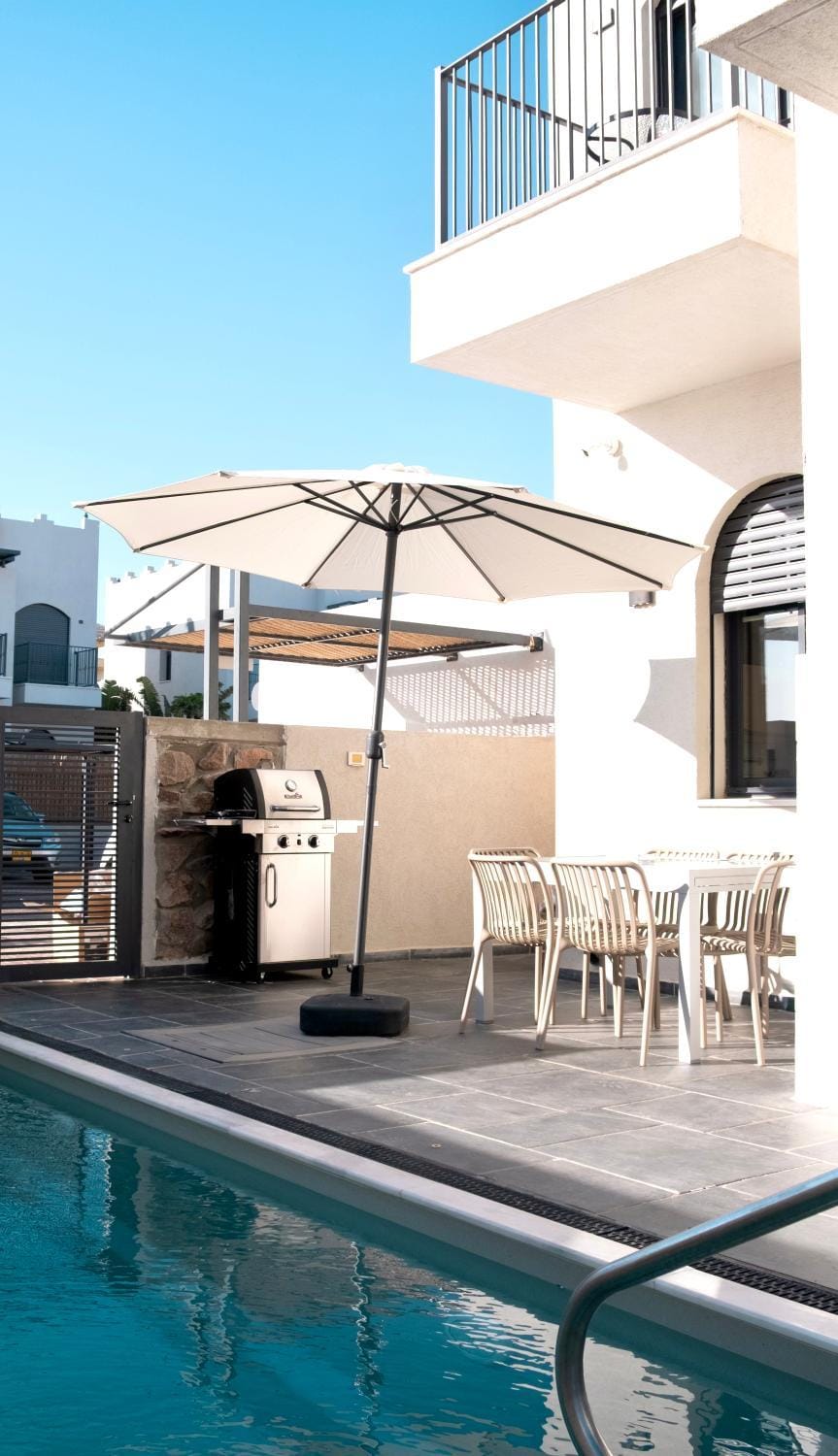 Property building, Patio, Day, View (from property/room), Balcony/Terrace, Pool view, Swimming pool, sunbed