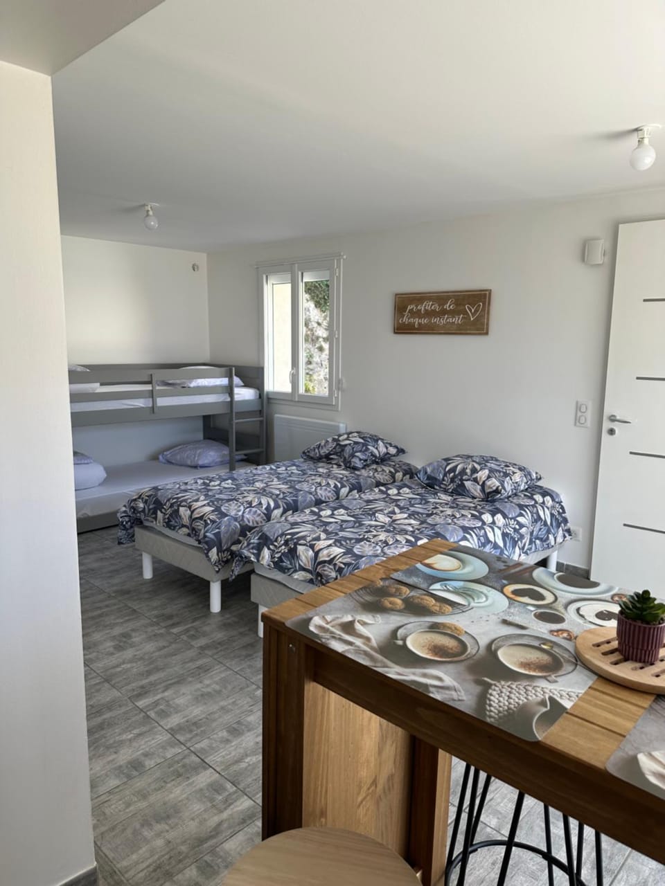 LAVANDE Studio Climatisé 1 à 4 personnes Apartment in Provence-Alpes-Côte d'Azur