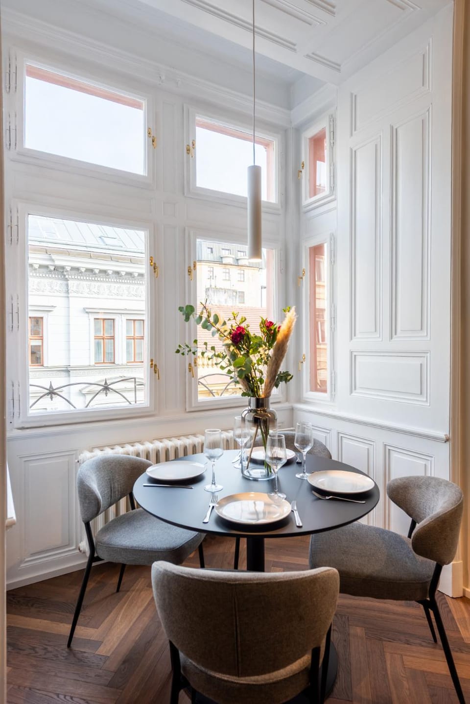 High-End Apartments with AC & Paid Parking by EasyBNB Premium Apartment in Prague