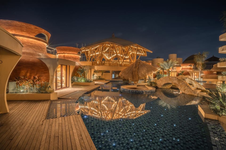 Night, Swimming pool