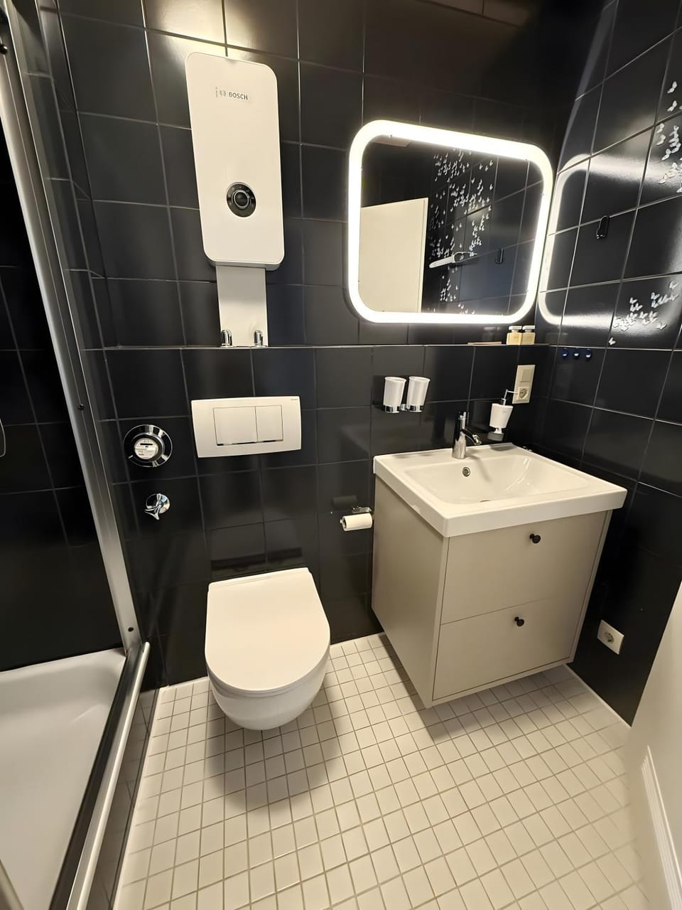 Bathroom, Living room